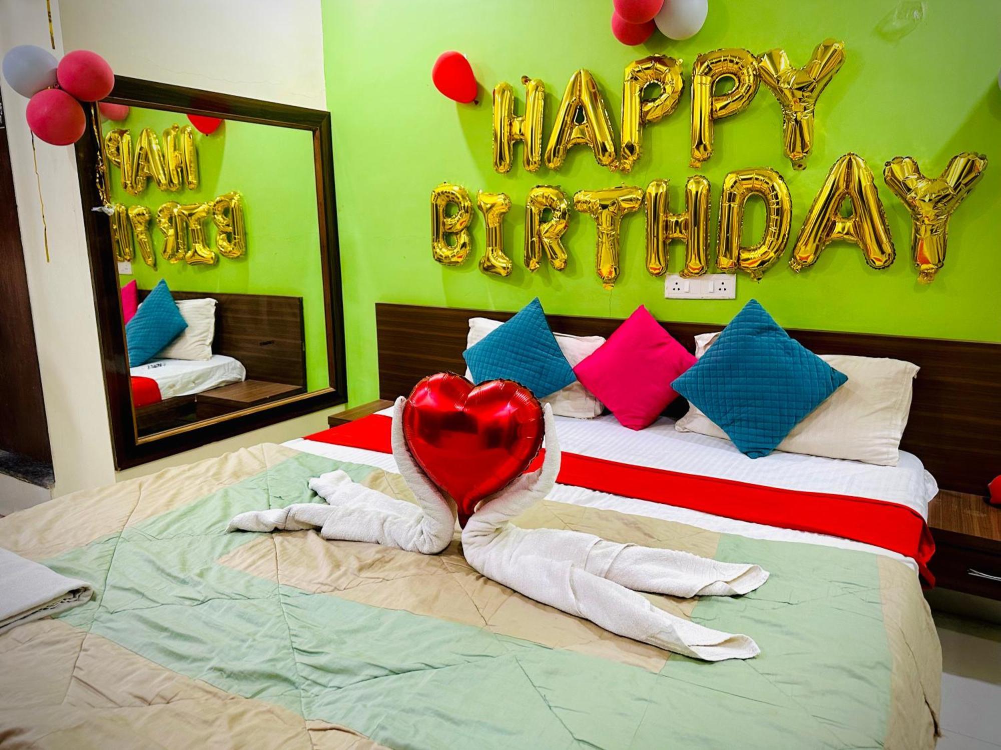 Hotel Sawai Executive Jadhavwadi Esterno foto